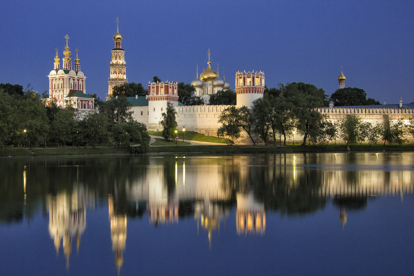 Московские Монастыри